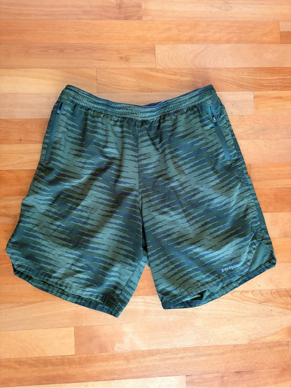 Patagonia Men’s Green Striped Running Shorts!
